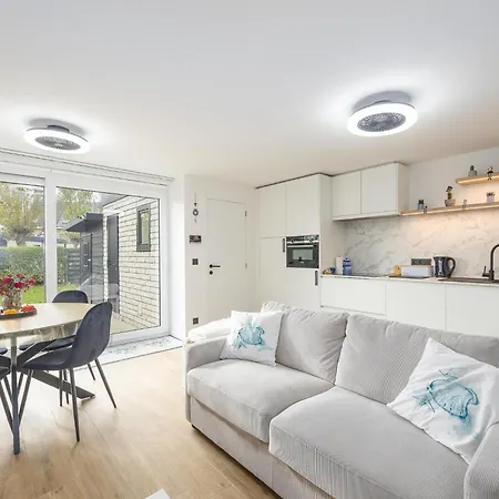 Het - 2 + Parking 2 Westende